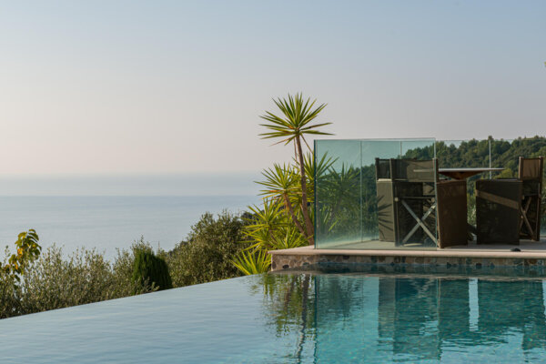 ÈZE – EXCEPTIONAL CONTEMPORARY VILLA CLOSE TO MONACO