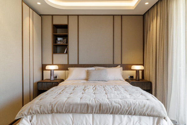 TRILOCALE – MILLEFIORI – COMPLETAMENTE RISTRUTTURATO – VISTA MARE