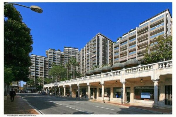 Ufficio duplex - Carré d'Or - Vetrine