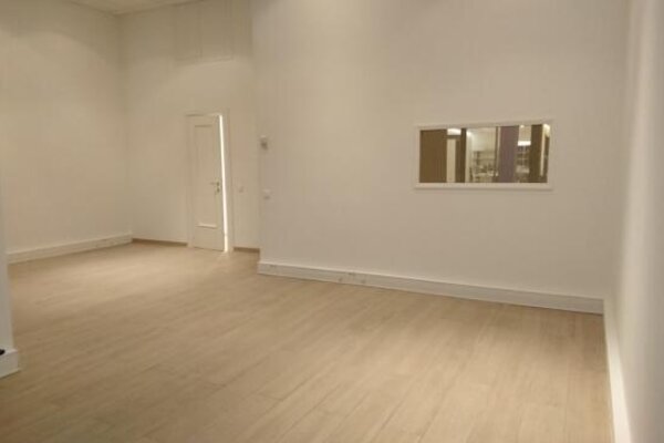 Office with showcase in perfect condition - Botticelli