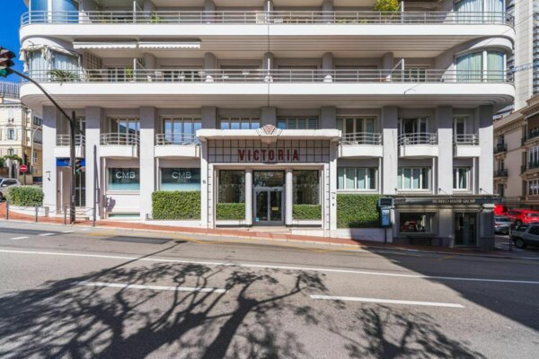 Très beau 3 pièces Bourgeois à rénover - Victoria