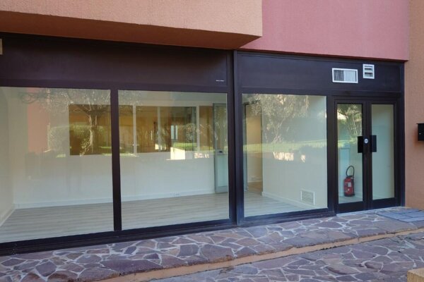 Ufficio/Spazio commerciale con vetrina in vendita - Fontvieille
