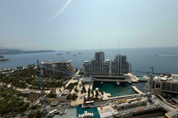 LUXURIOUS 3-BEDROOM APARTMENT – MARETERRA – FOR SALE