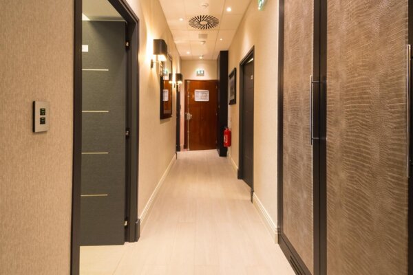 BUREAU - QUARTIER CONDAMINE - VILLA MIGNON