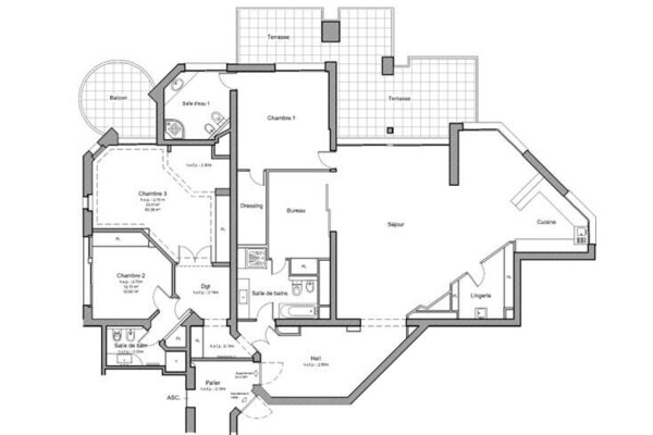 SPACIEUX 5 PIECES - PARC SAINT ROMAN - VUE MER